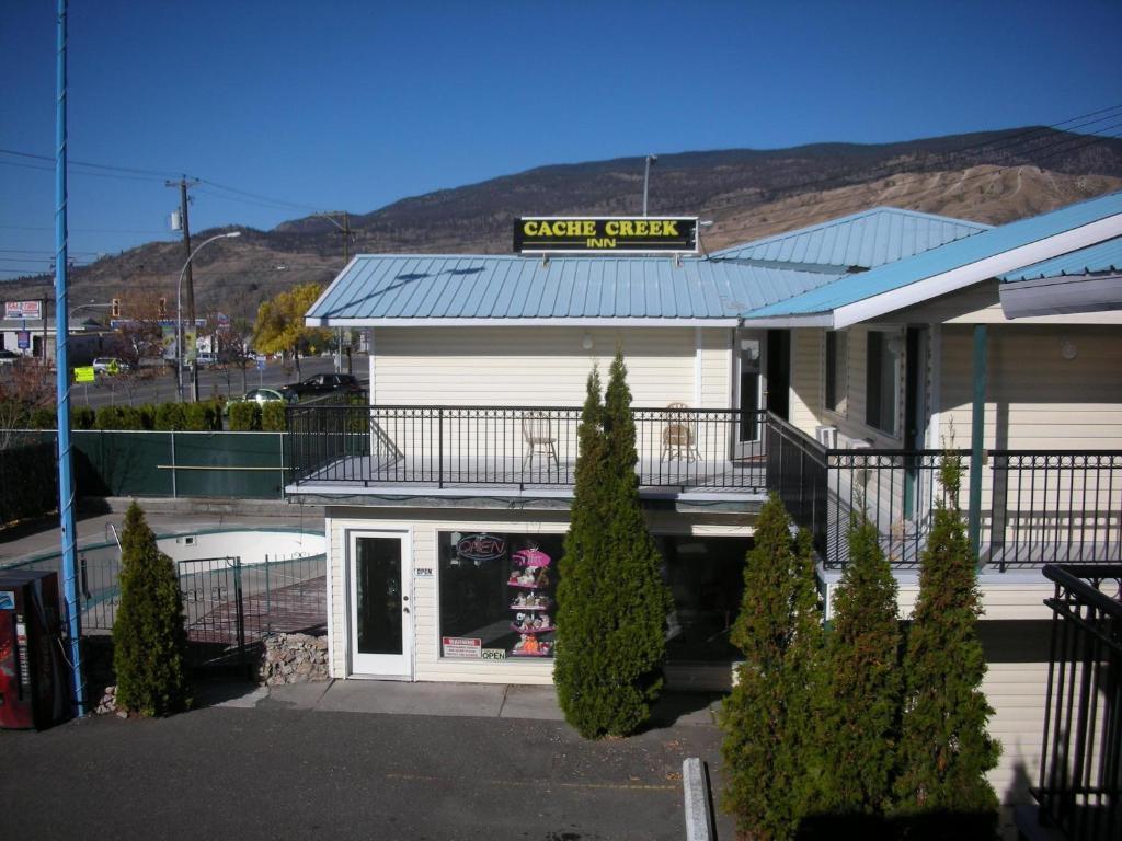 Cache Creek Inn Екстериор снимка