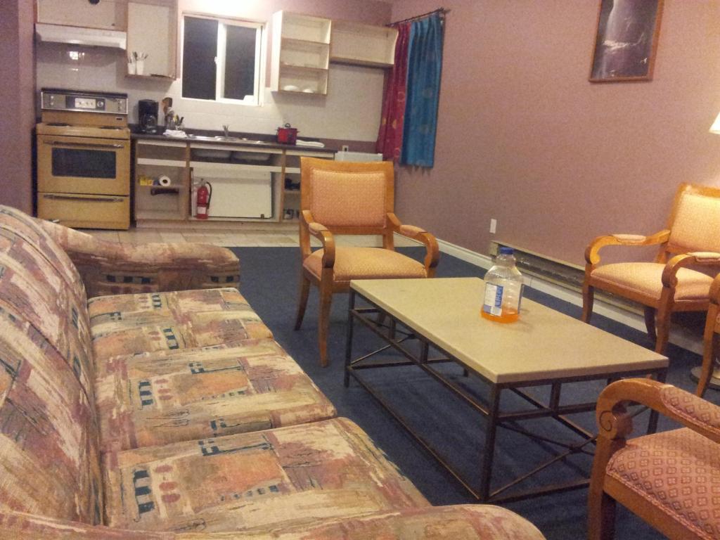 Cache Creek Inn Стая снимка