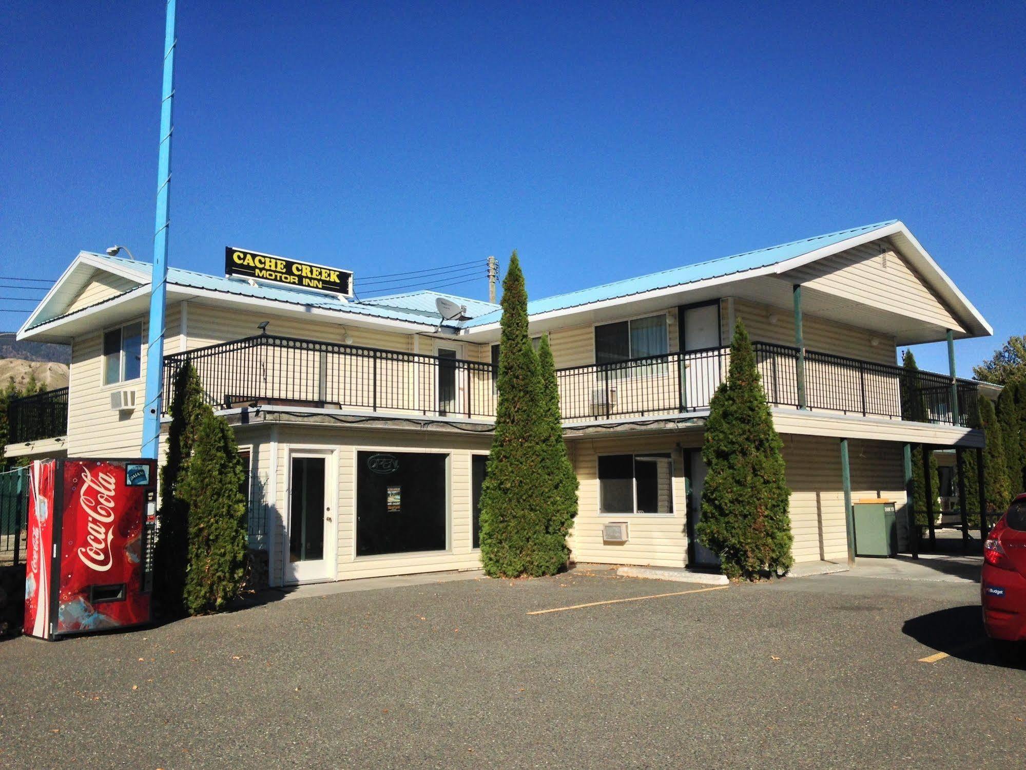 Cache Creek Inn Екстериор снимка